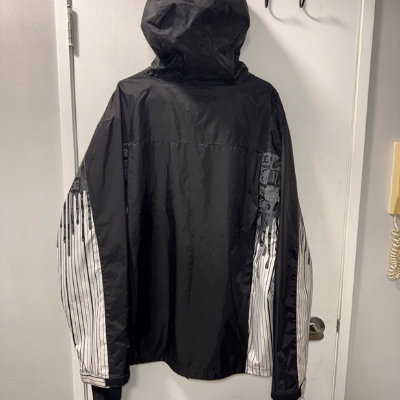 Ken Block x DC Black and White Jacket with Green Accents - Picture 7 of 10